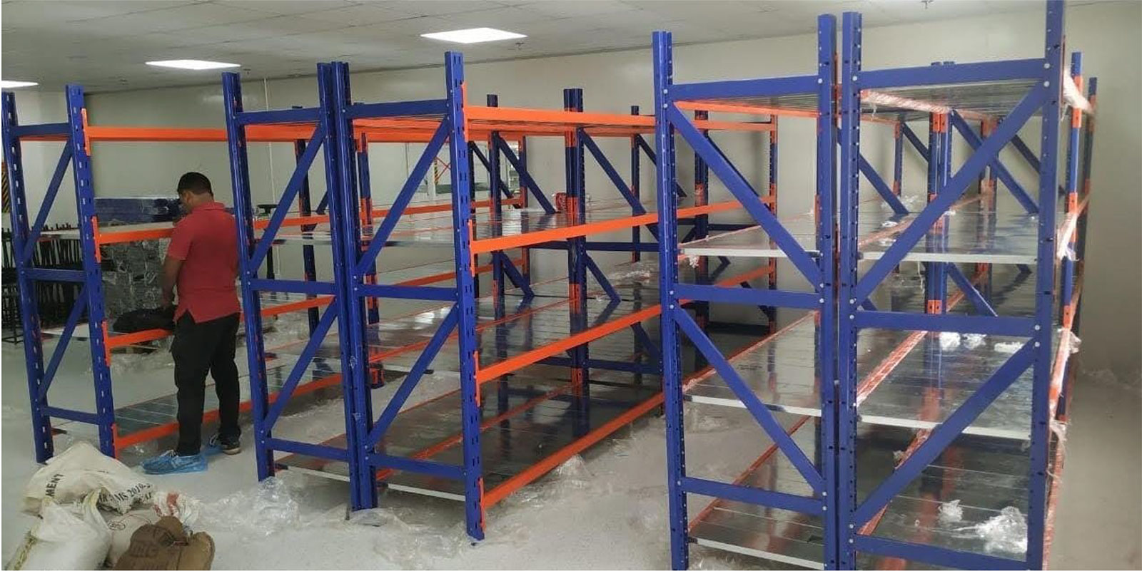 Heavy Duty Rack in Noida